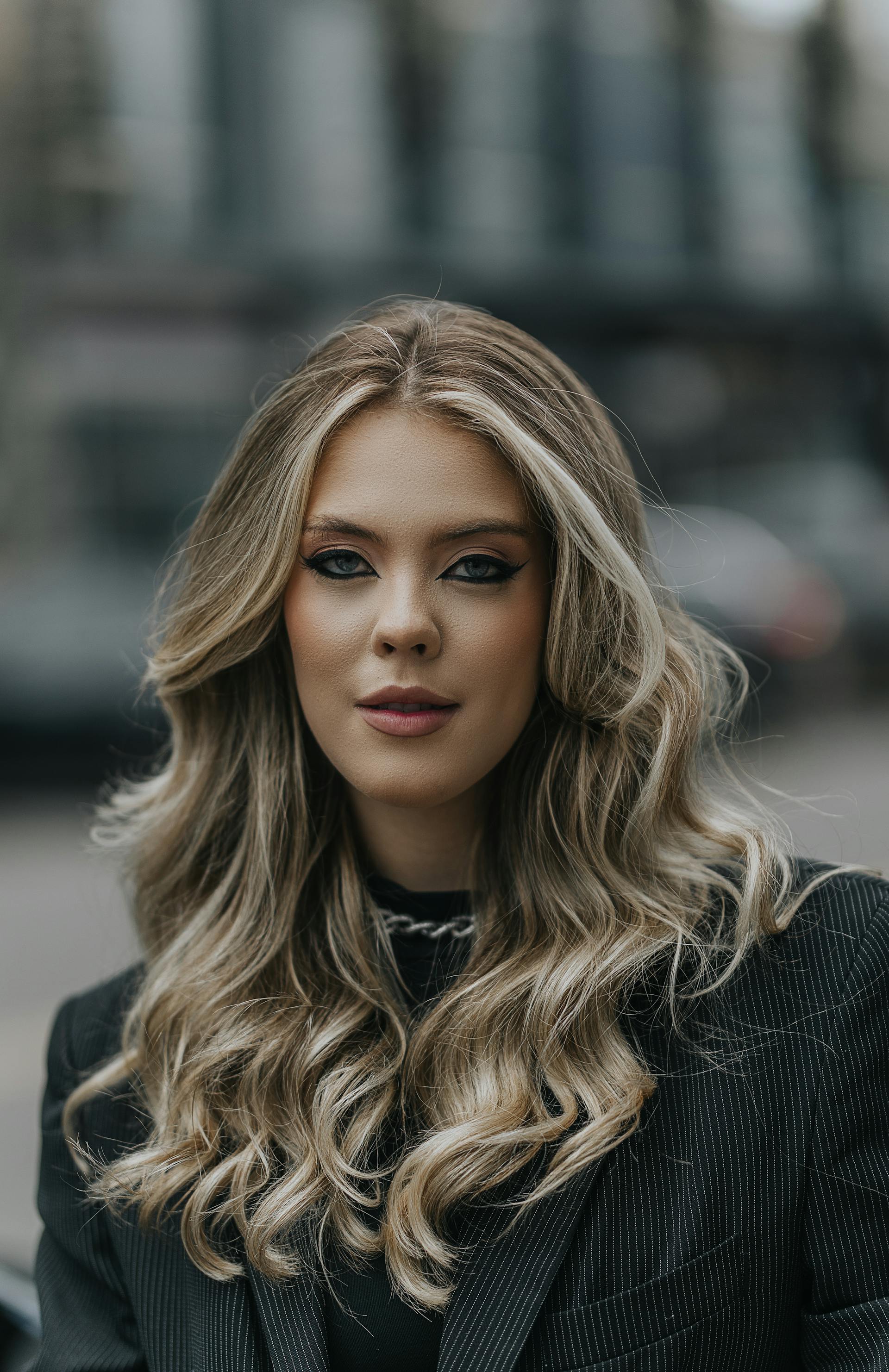 Détail cheveux dorés sublimés